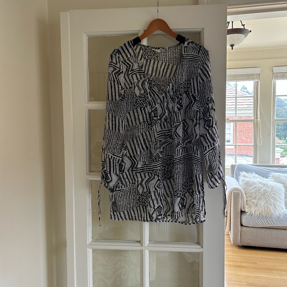 Pretty Beach Cover UP  never worn like new